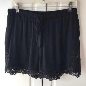 CHERISH Lace Shorts